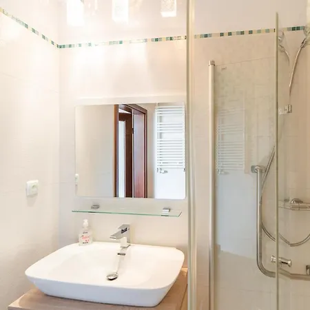 Kapitanska - Morska 2 科沃布热格