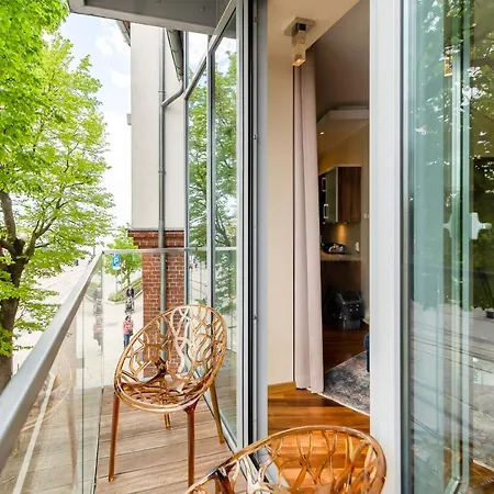 Kapitańska - Morska 2